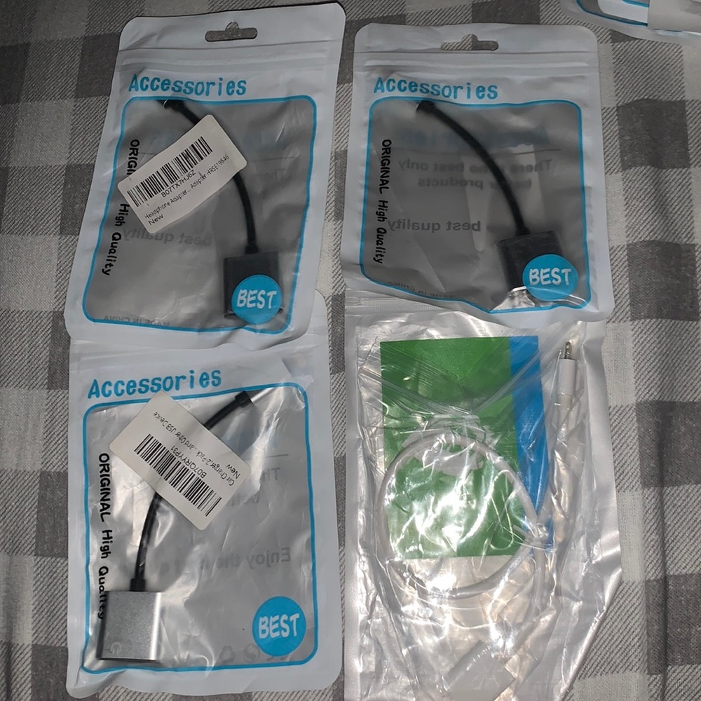 4 adapter for iPhone